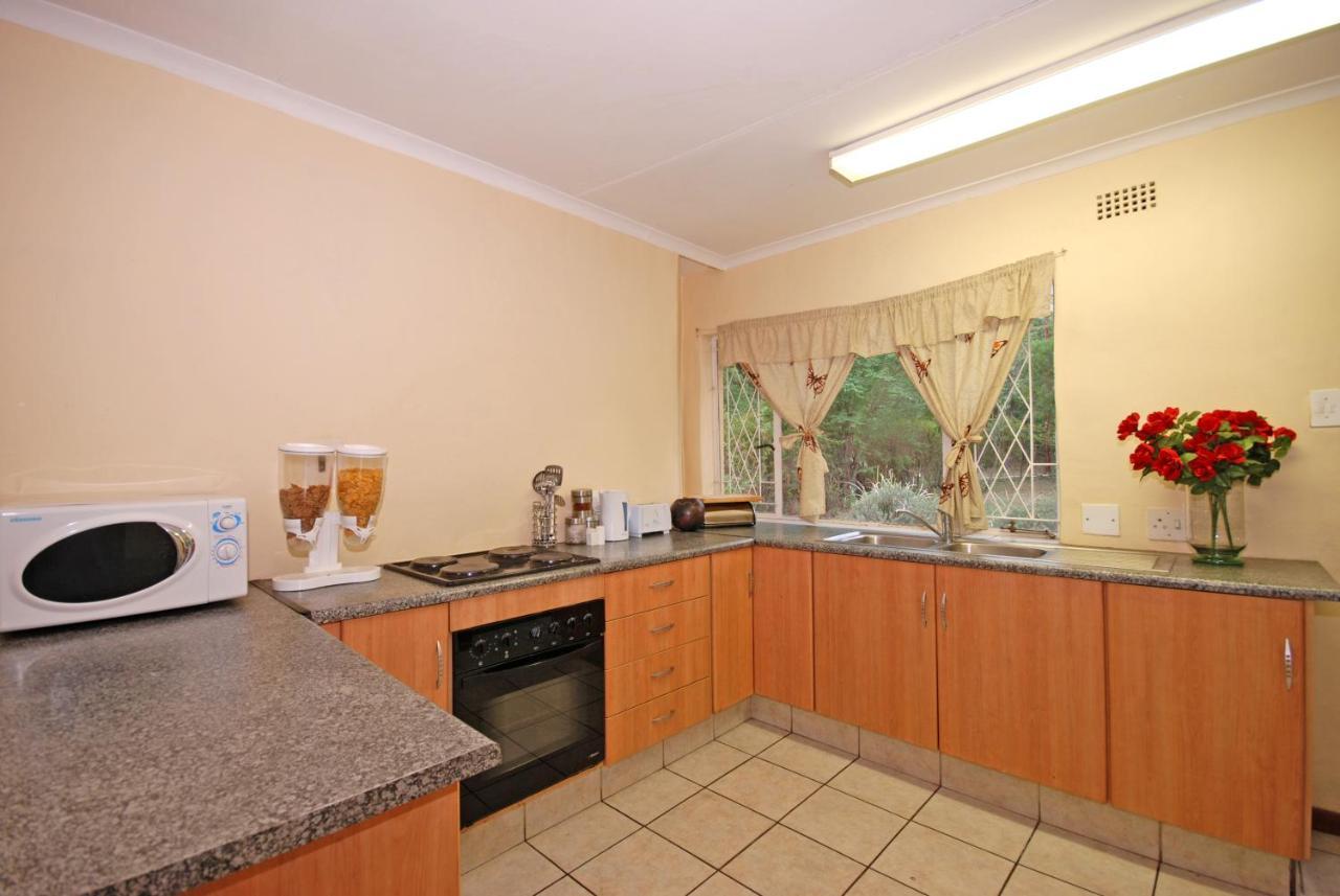 Hoopoe Haven Guest House Chartwell Екстериор снимка