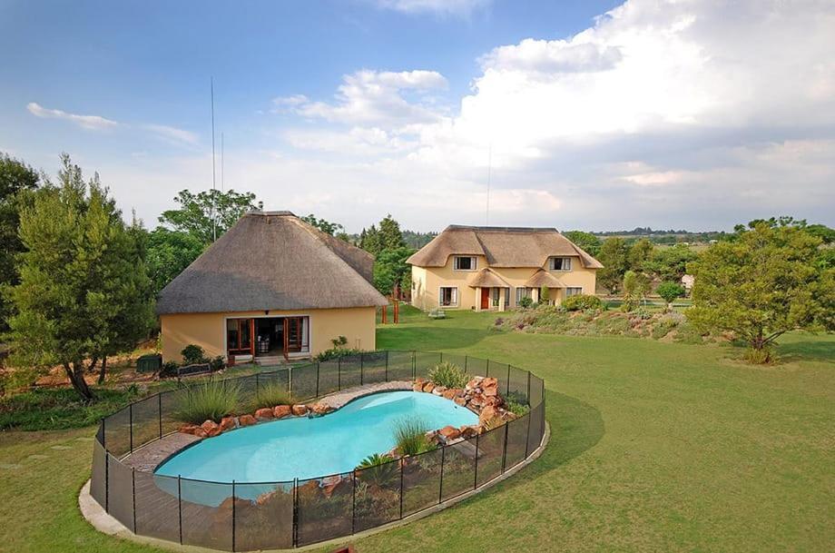 Hoopoe Haven Guest House Chartwell Екстериор снимка
