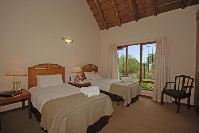 Hoopoe Haven Guest House Chartwell Екстериор снимка