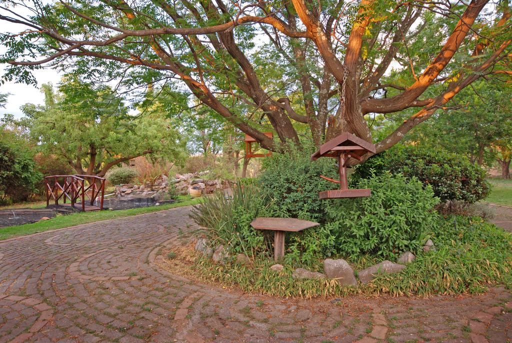 Hoopoe Haven Guest House Chartwell Екстериор снимка